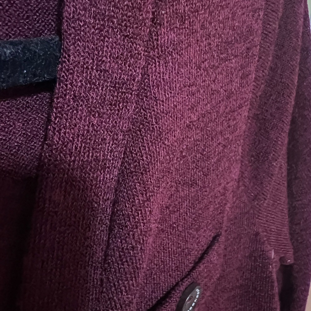 Vision sweater button up - Picture 4 of 4